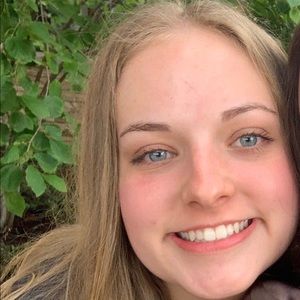 Meet your Posher, Baylee